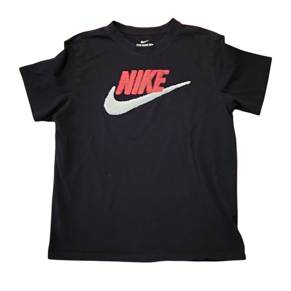 Nike black t-shirt boys medium